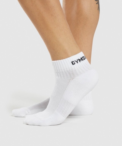 White Gymshark Jacquard Quarter 3pk Men's Socks | US-51RDONL