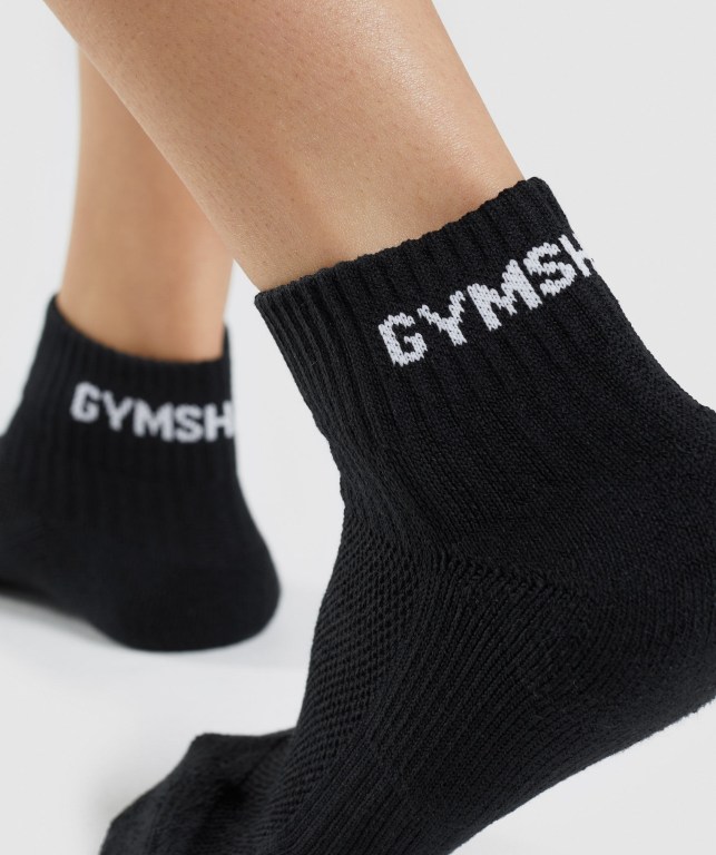 Black Gymshark Jacquard Quarter 3pk Men's Socks | US-40ZTNAP