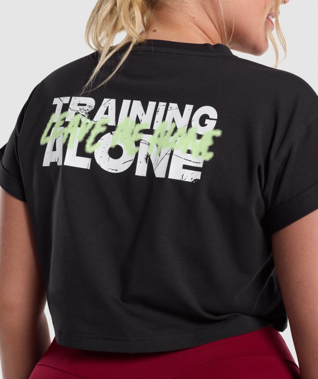 Black Gymshark Training Alone Graphic Crop Women's T Shirts | US-61PXFGU