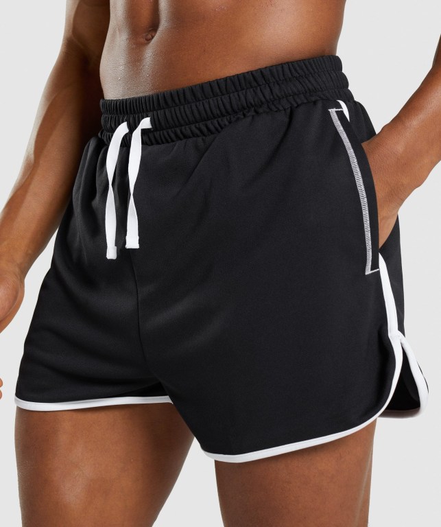 Black / White Gymshark Recess 3