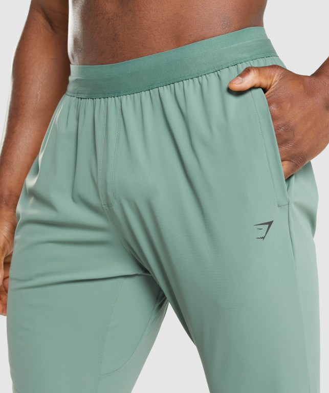 Green Gymshark Studio Men's Joggers | US-67UVMLA