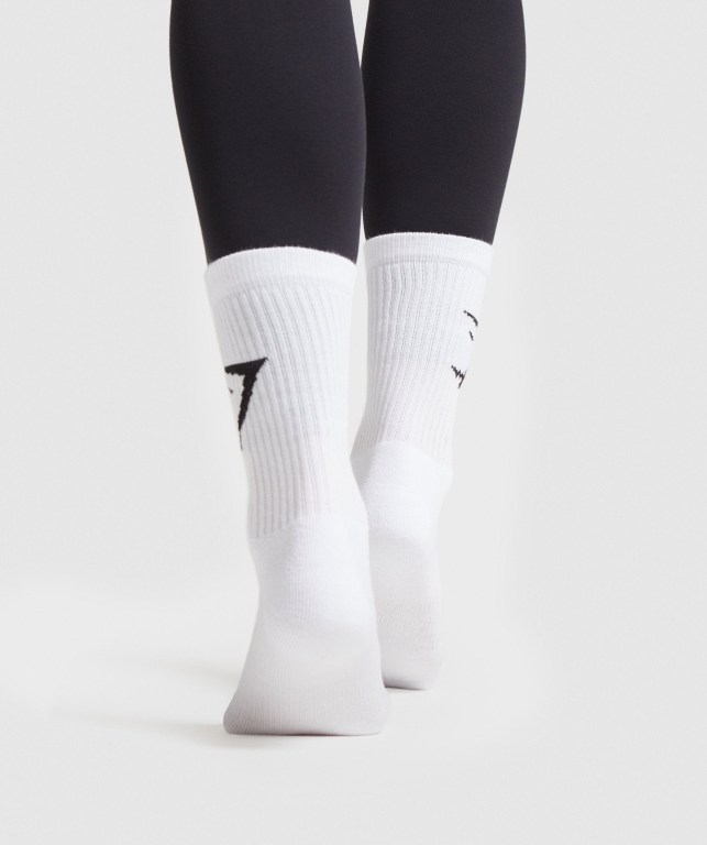 White Gymshark 3pk Men's Socks | US-10MZWER