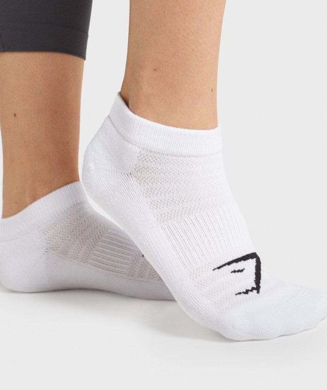 White Gymshark Ankle 3pk Men's Socks | US-10OCDKM