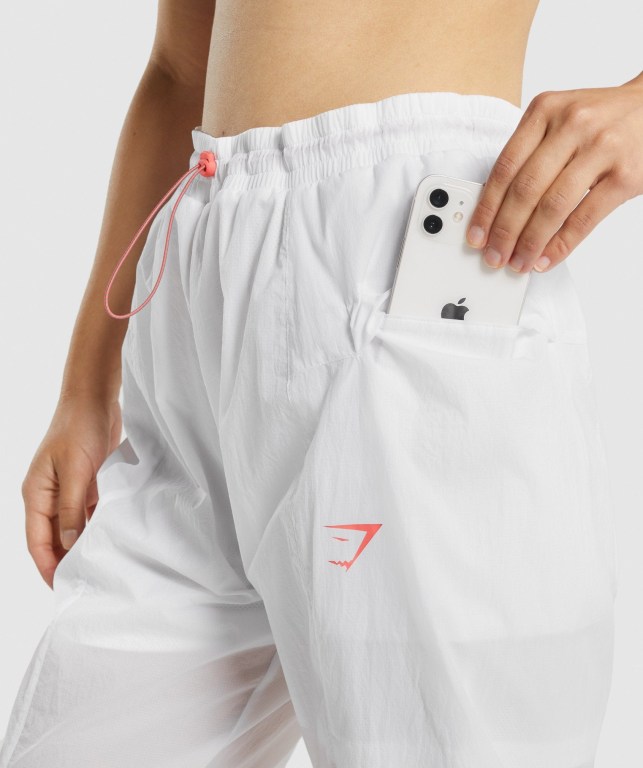 White Gymshark Pulse Woven Women's Joggers | US-69QCFPS