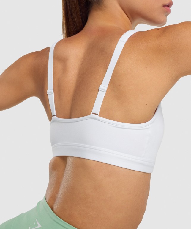 White Gymshark Scoop Neck Training Women's Sports Bra | US-92OYXRP